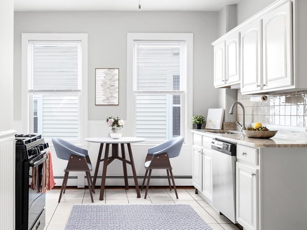 19 Chestnut Avenue, Unit 2 Boston, MA 02130 - Photo 7 of 17