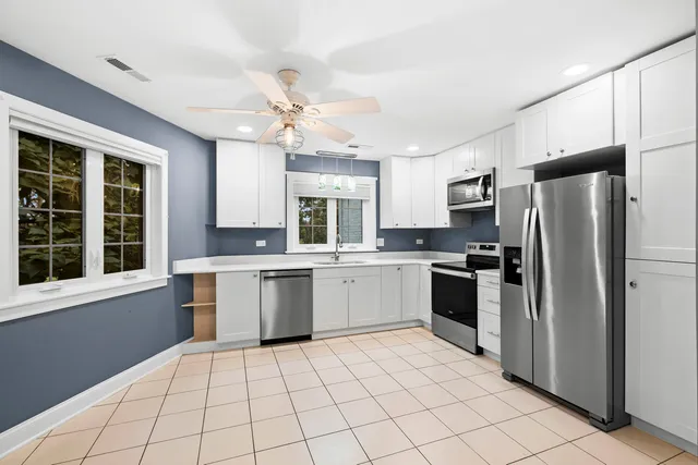 $299,000 | 7324 Heritage Court, Unit 2D, Frankfort, IL 60423