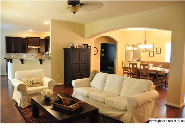 5065 Park Side Circle Birmingham, AL 35244 - Photo 3 of 31