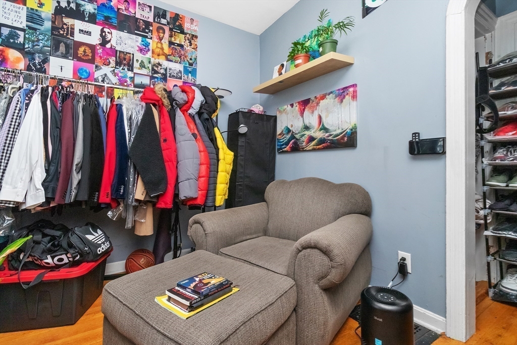 126 Butler Road Quincy, MA 02169 - Photo 12 of 32