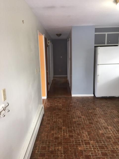 112 Fowler Road Cape Elizabeth, ME 04107 - Photo 4 of 14 Fowler hallway