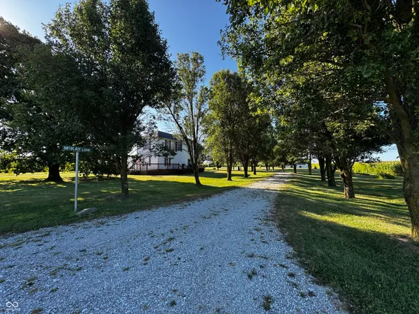 $475,000 | 4517 East County Road 400 South, New Castle, IN 47362