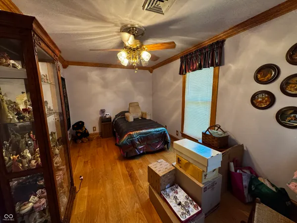 $475,000 | 4517 East County Road 400 South, New Castle, IN 47362