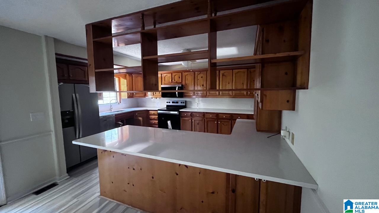 3921 Rock Ridge Road Birmingham, AL 35210 - Photo 4 of 12