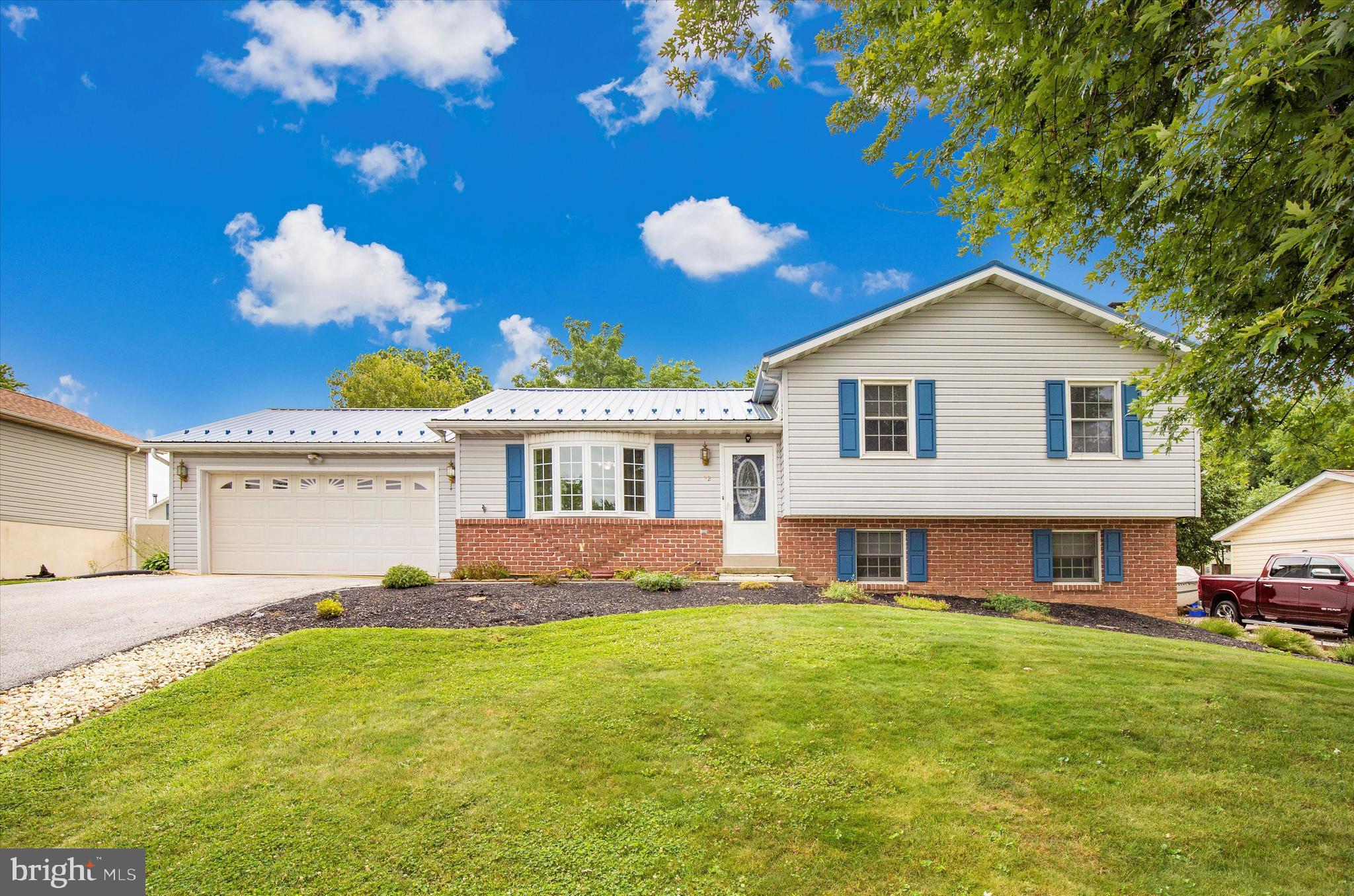 42 Narrow Road Hanover, PA 17331 - Photo 1 of 53 Front of home