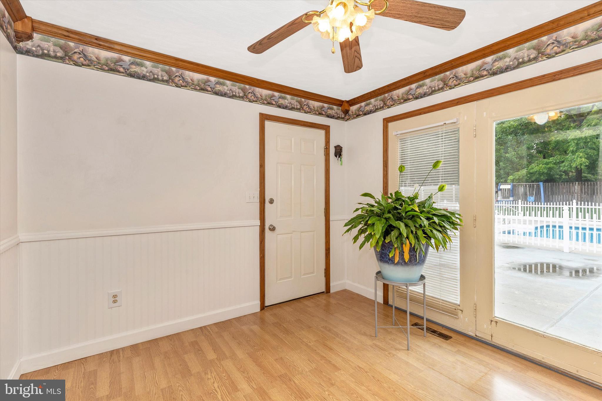 42 Narrow Road Hanover, PA 17331 - Photo 8 of 53 Breakfast area