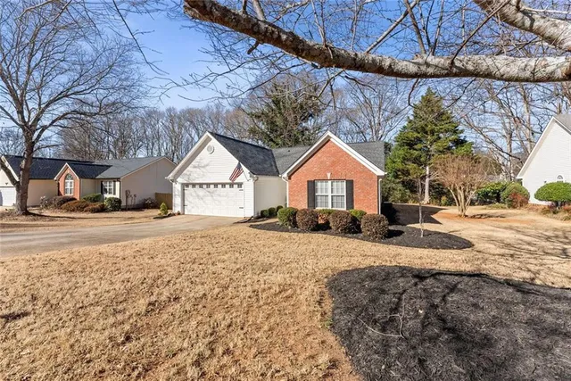 $379,900 | 5740 Rolling Meadow Lane, Flowery Branch, GA 30542