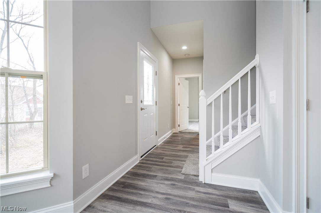 242 Devon Path Medina, OH 44256 - Photo 8 of 21 Gallery Image 8