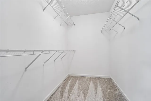 $309,900 | 23 Breckenwood Court, Bloomington, IL 61704