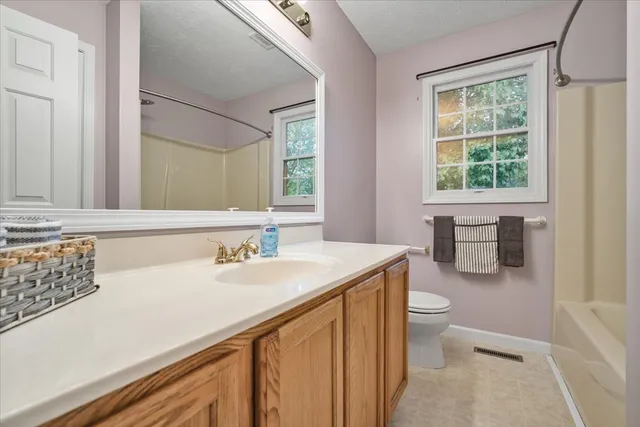 $309,900 | 23 Breckenwood Court, Bloomington, IL 61704