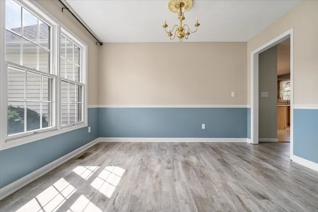 $309,900 | 23 Breckenwood Court, Bloomington, IL 61704