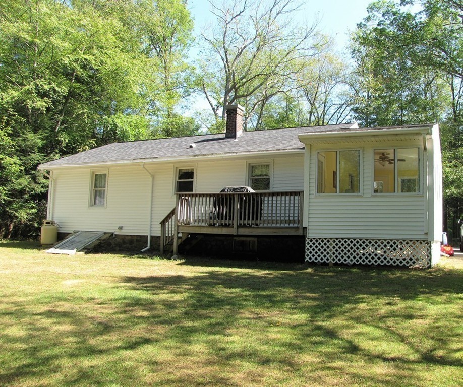 195 New Boston Road Sturbridge, MA 01566 - Photo 15 of 17