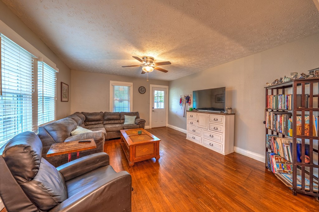 105 Bypass Road Morganton, GA 30560 - Photo 6 of 40