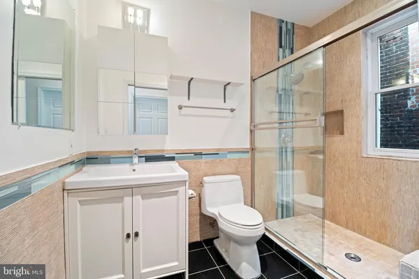 $1,395,000 | 801 East Capitol Street Southeast, Washington, DC 20003