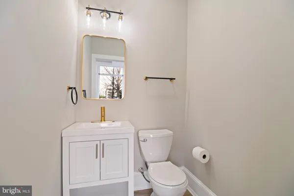 $1,395,000 | 801 East Capitol Street Southeast, Washington, DC 20003