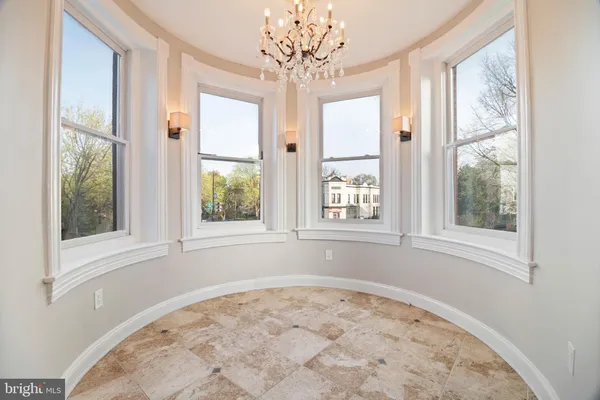 $1,395,000 | 801 East Capitol Street Southeast, Washington, DC 20003