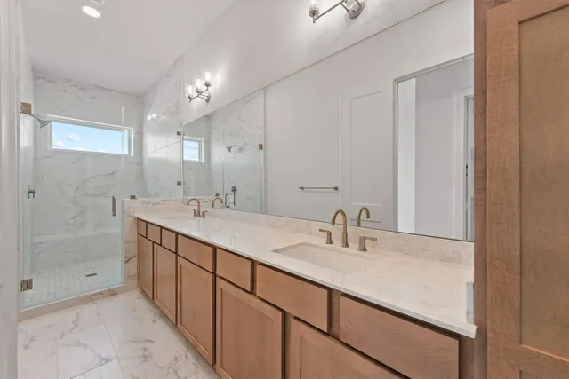 $4,200 | 1517 Vermont Street, Unit D, Houston, TX 77006