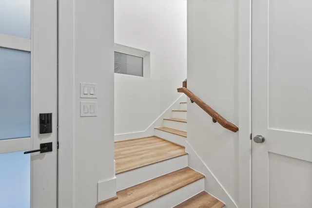 $4,200 | 1517 Vermont Street, Unit D, Houston, TX 77006