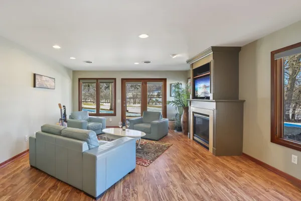 $749,900 | 106 Aspen Glen Drive, Spring Green, WI 53588
