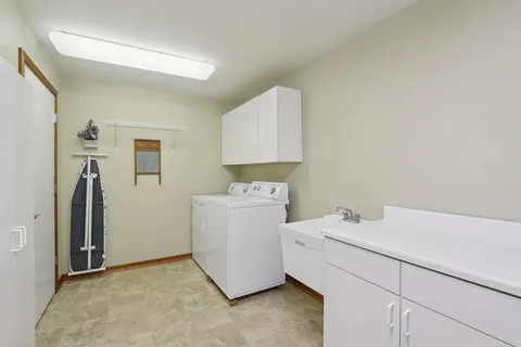 $749,900 | 106 Aspen Glen Drive, Spring Green, WI 53588