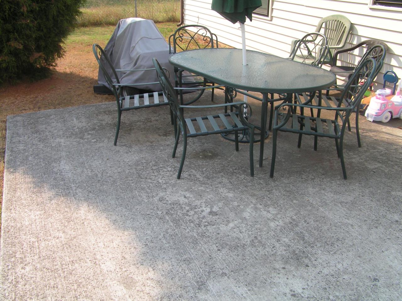 1702 Andrews Road Northwest Roanoke, VA 24017 - Photo 12 of 12 Rear Patio