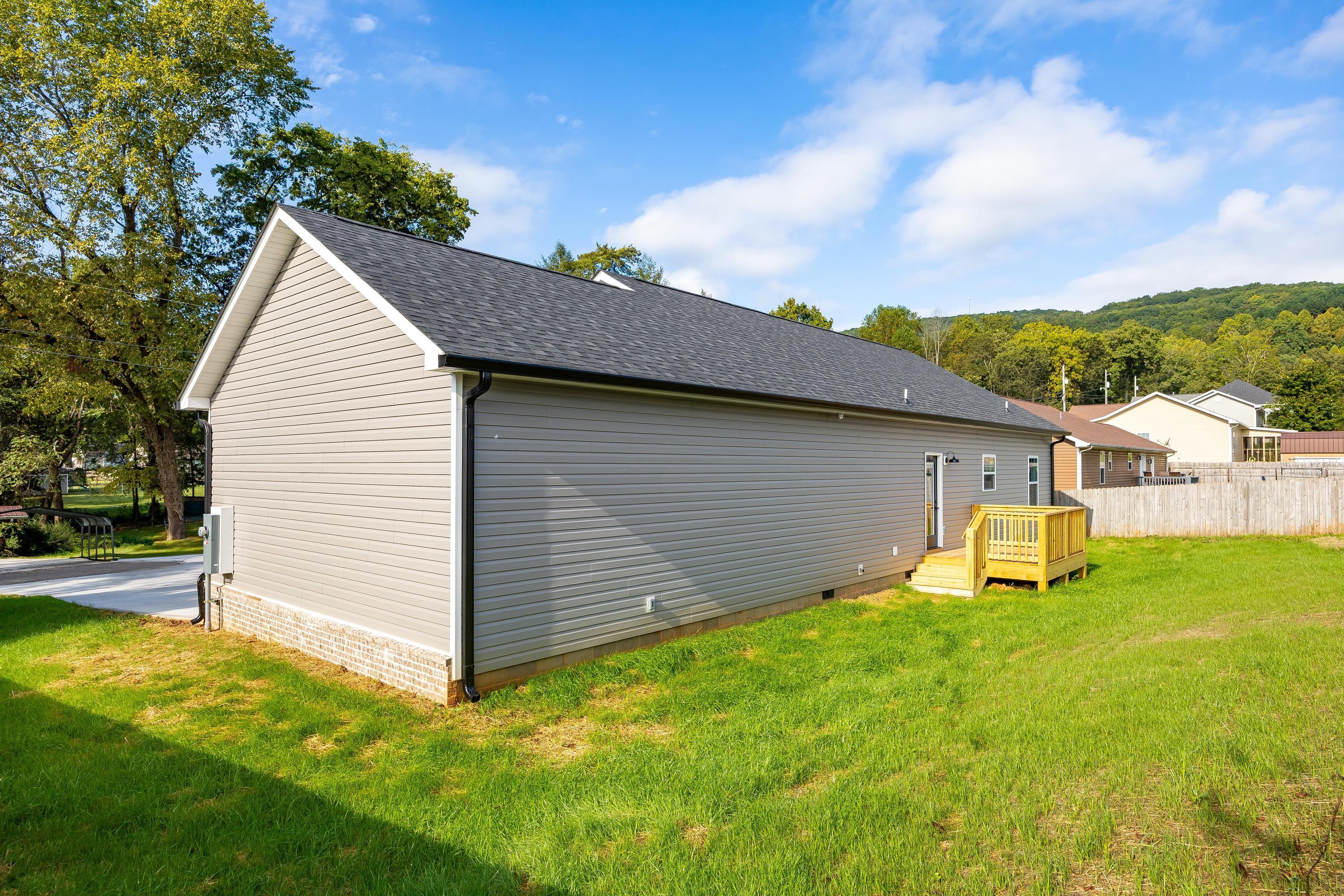 190 Lilac Avenue Dayton, TN 37321 - Photo 27 of 28 2025_09_September_190_Lilac_Ave_0006