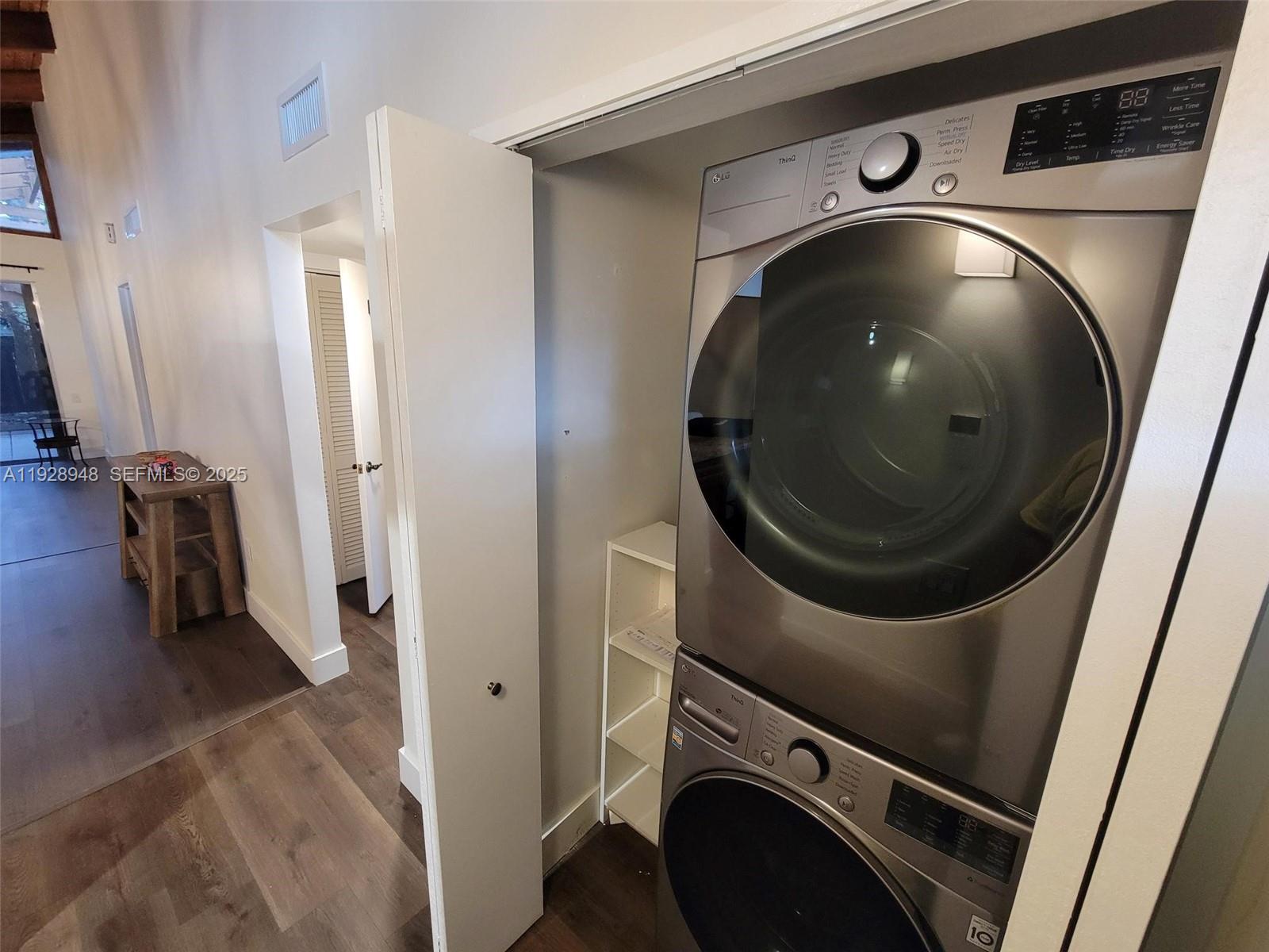 11375 Southwest 112th Cir Lane South Miami, FL 33176 - Photo 7 of 55 a utility room with dryer and washer