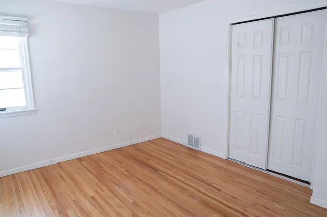 $284,900 | 1176 Lawson Avenue East, St. Paul, MN 55106