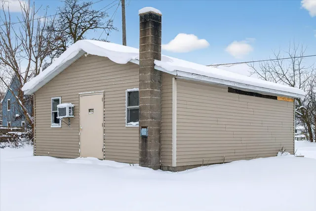 $275,000 | 1111 Ionia Avenue Southwest, Grand Rapids, MI 49507