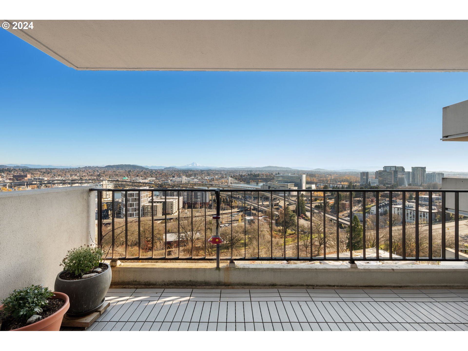 2221 Southwest 1st Avenue, Unit 1622 Portland, OR 97201 - Photo 9 of 48 Balcony