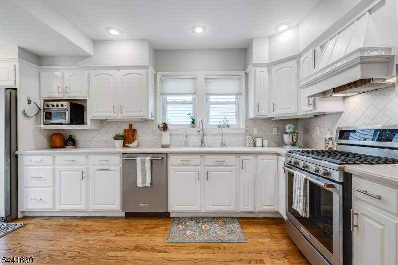 19 Buckingham Road West Orange, NJ 07052 - Photo 15 of 50