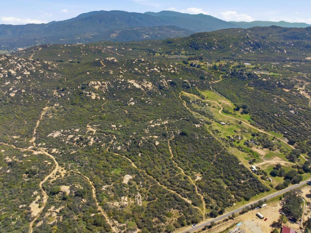 Rainbow Heights Road Fallbrook, CA 92028 - Photo 4 of 17 a view of city and mountain
