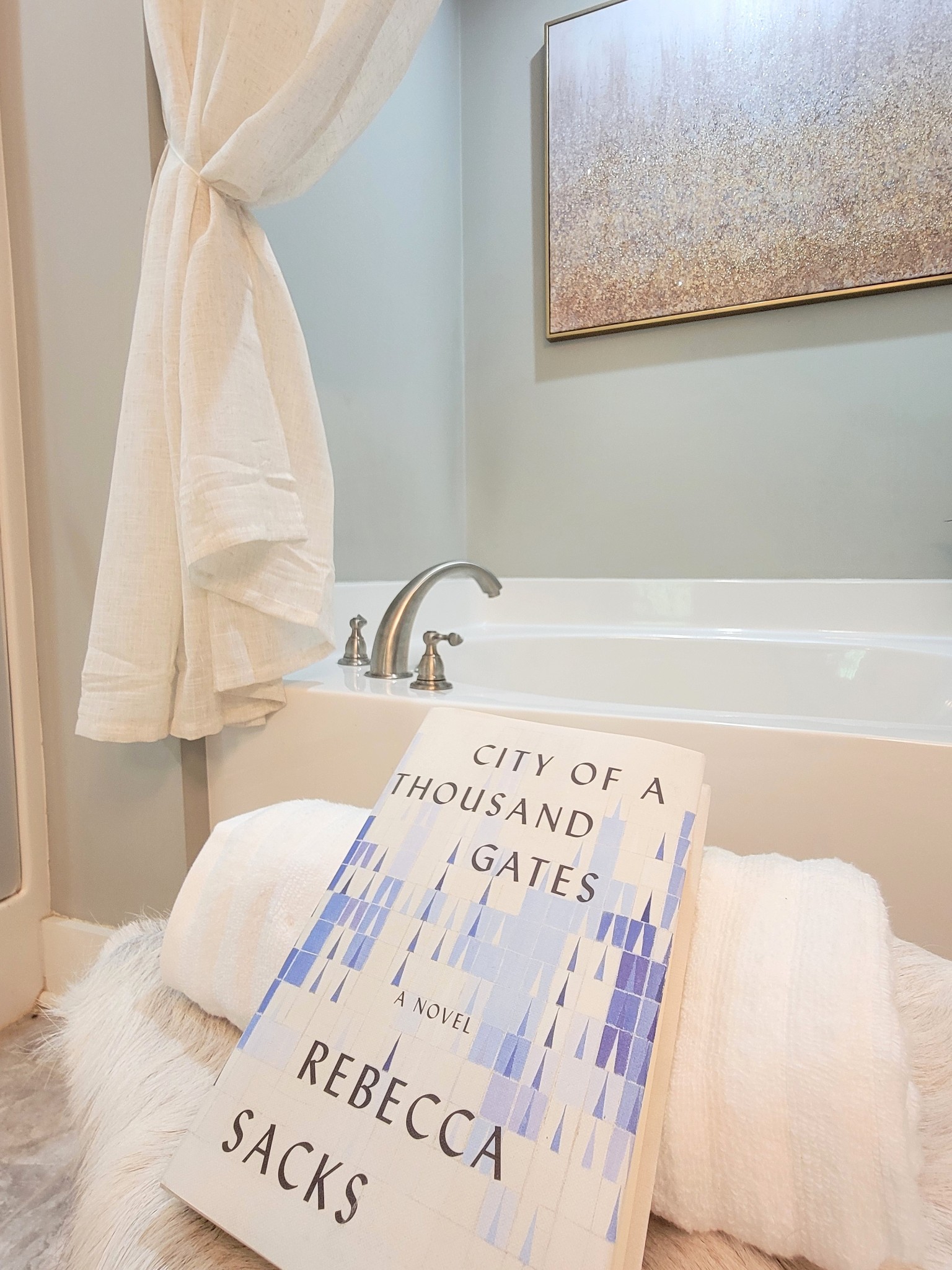 961 Big Springs Road Charlotte, TN 37036 - Photo 36 of 50 Relax in your soaker tub with a good book!