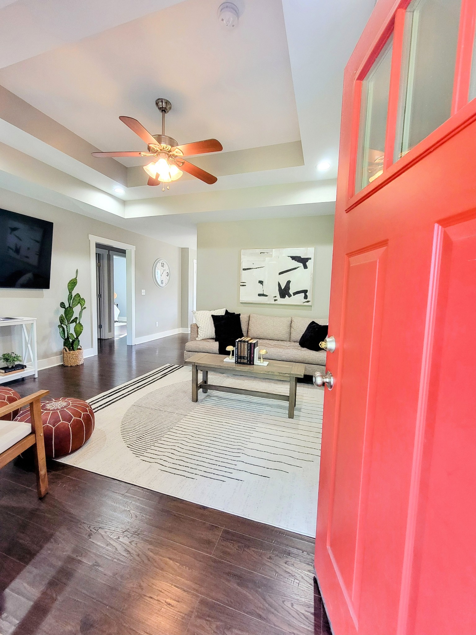 961 Big Springs Road Charlotte, TN 37036 - Photo 5 of 50 Come inside into your bright and airy living room!