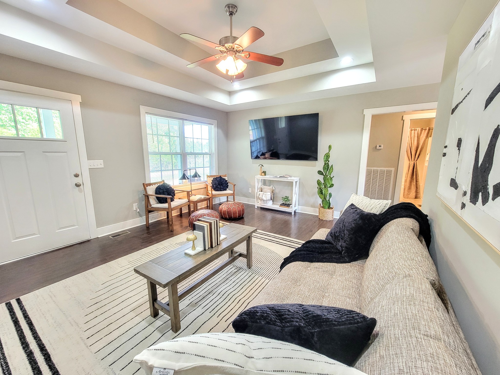961 Big Springs Road Charlotte, TN 37036 - Photo 10 of 50 Another view of this happy living area.