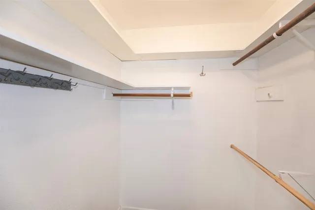 $2,100 | 5617 Fresh Meadow, League City, TX 77573