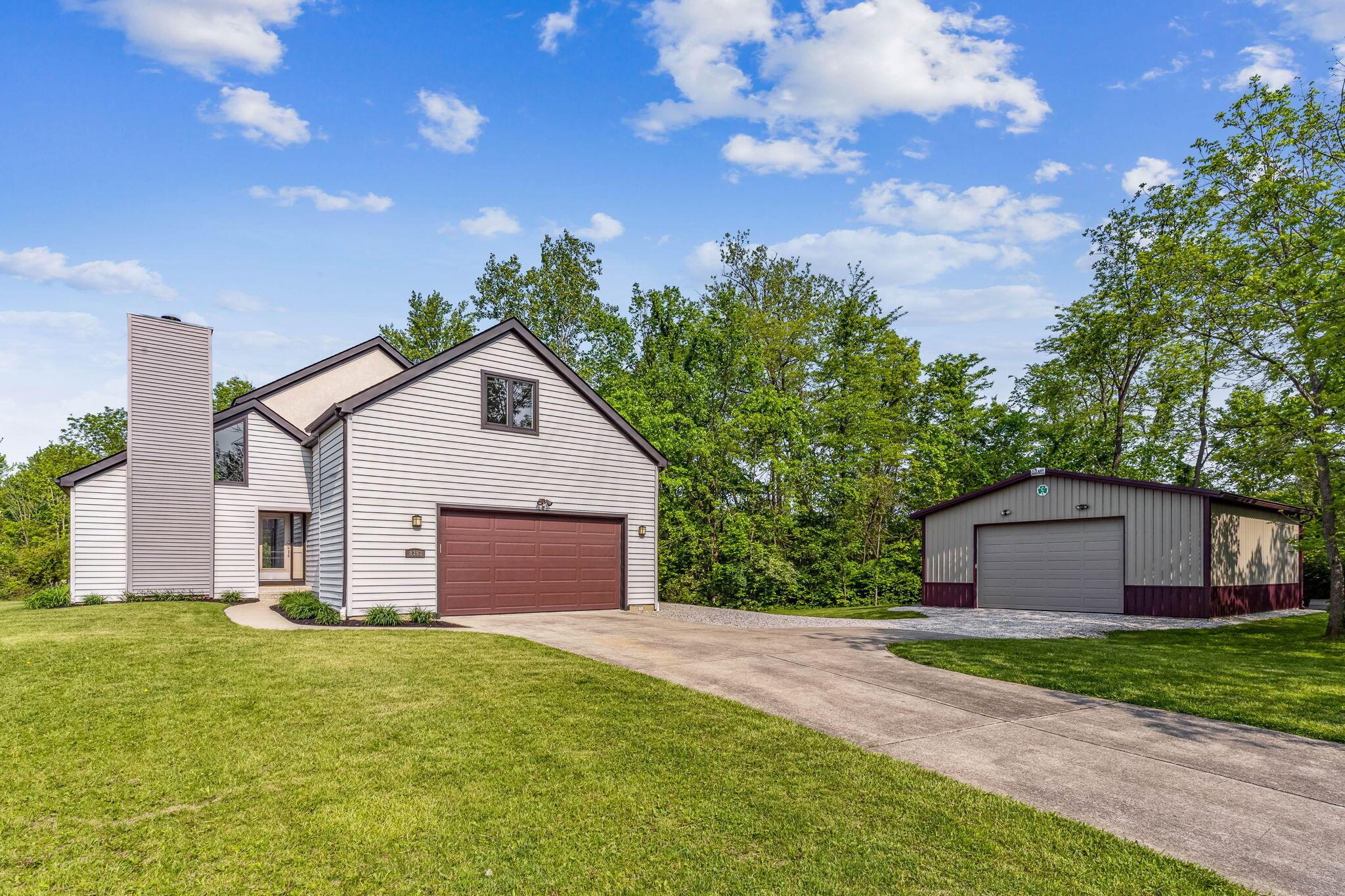 8393 Riverside Drive Powell, OH 43065 - Photo 2 of 43 16-web-or-mls-DSC09641