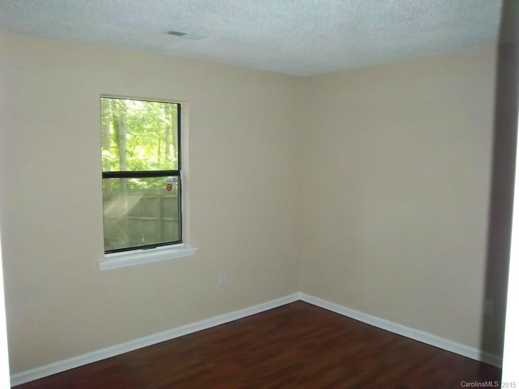 8701 Mission Hills Road Charlotte, NC 28227 - Photo 6 of 15