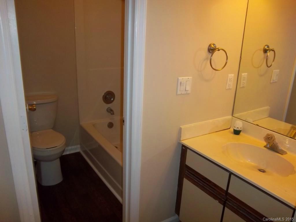 8701 Mission Hills Road Charlotte, NC 28227 - Photo 10 of 15