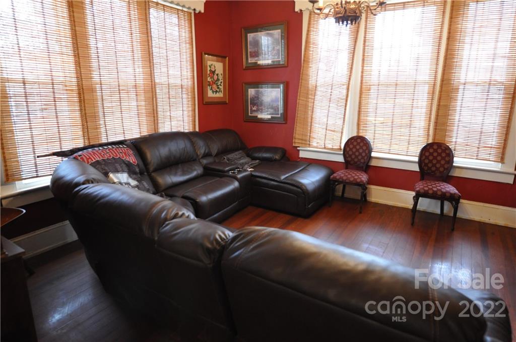 115 Smith Street Chester, SC 29706 - Photo 11 of 24 Gallery Image 11