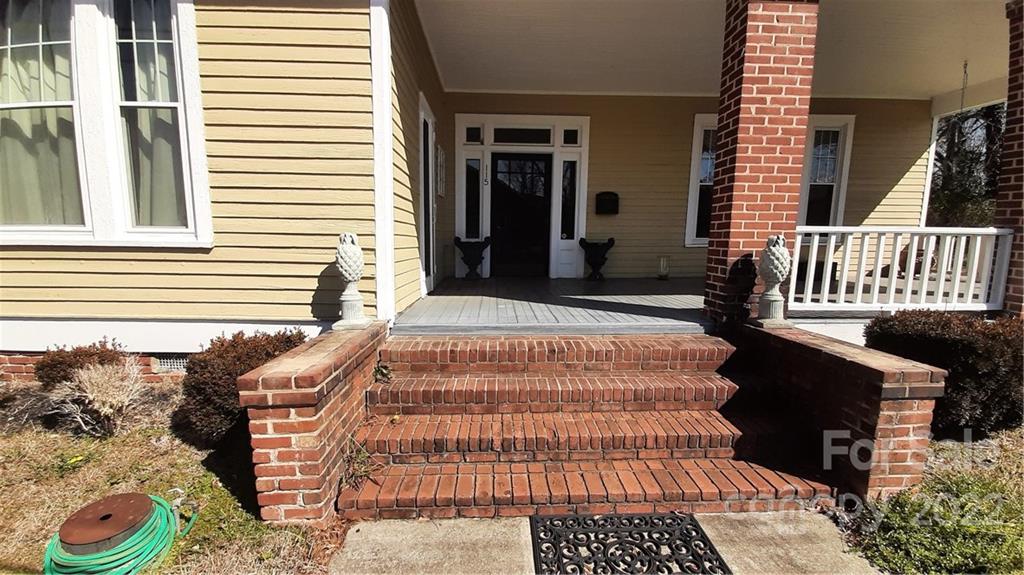 115 Smith Street Chester, SC 29706 - Photo 3 of 24 Gallery Image 3