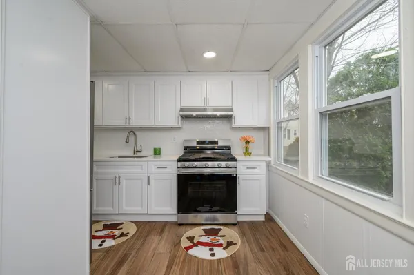 $305,000 | 25 Belshaw Avenue, Eatontown, NJ 07724