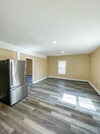 $2,500 | 15 8th Avenue, Unit A, Haverhill, MA 01830