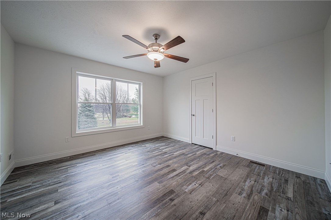 11251 Girdled Road Painesville, OH 44077 - Photo 9 of 35 Gallery Image 9