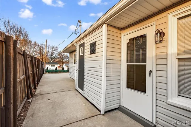 $136,500 | 19 Marquette Drive, Florissant, MO 63031