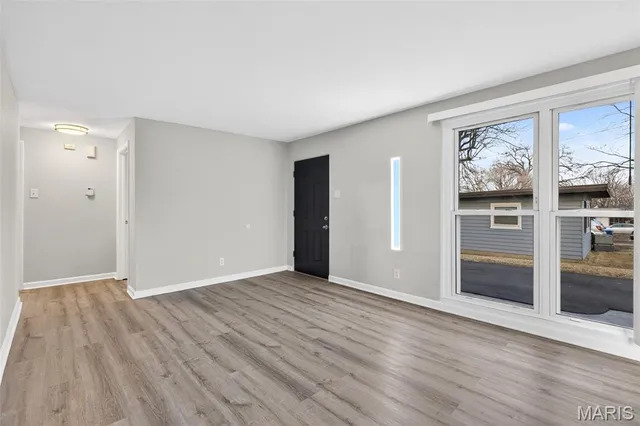 $136,500 | 19 Marquette Drive, Florissant, MO 63031