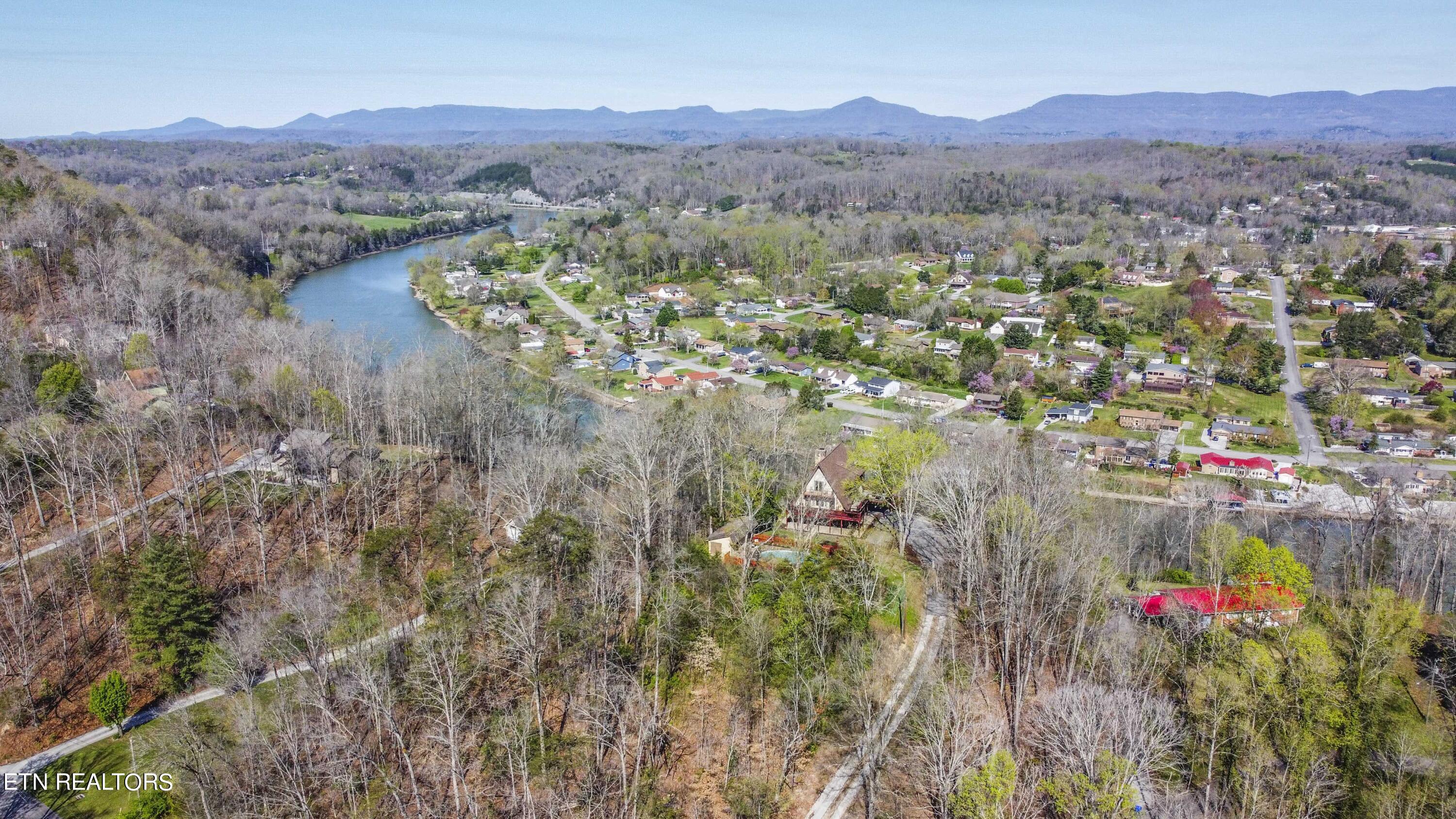 322 Ridgewood Drive Clinton, TN 37716 - Photo 55 of 58 drone 19_1