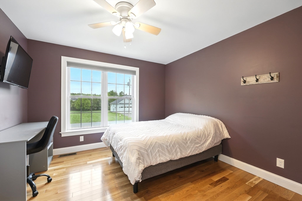 29 River Lodge Road South Hadley, MA 01075 - Photo 19 of 41