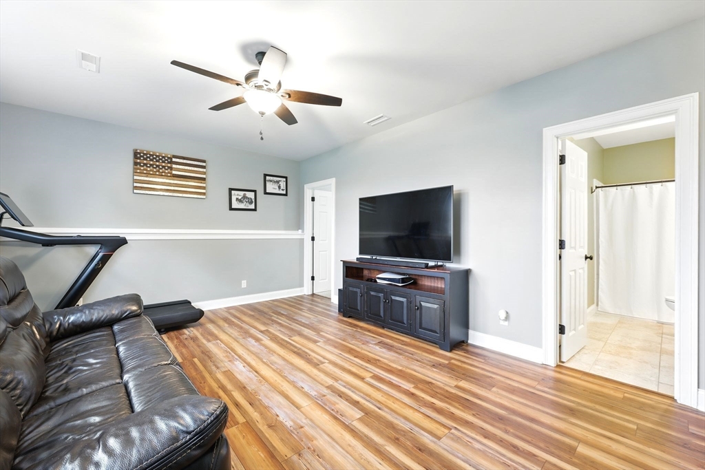 29 River Lodge Road South Hadley, MA 01075 - Photo 25 of 41