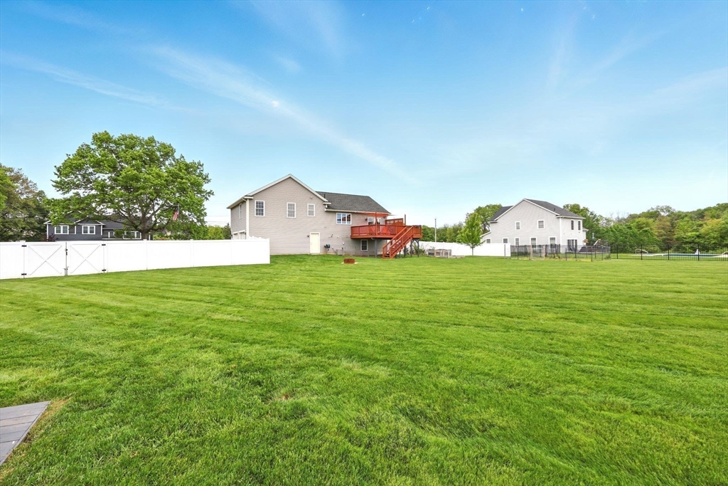 29 River Lodge Road South Hadley, MA 01075 - Photo 33 of 41